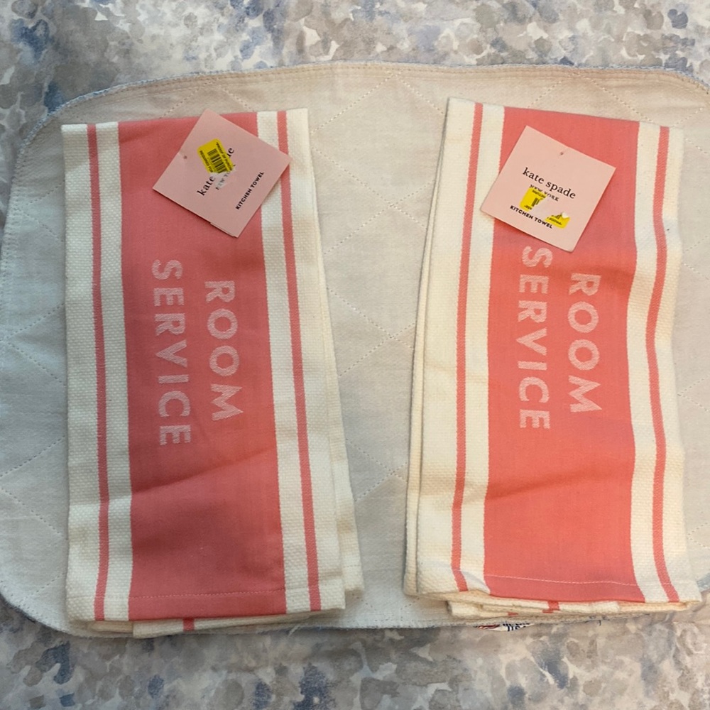 NWT Kate Spade kitchen towels in cream and pink